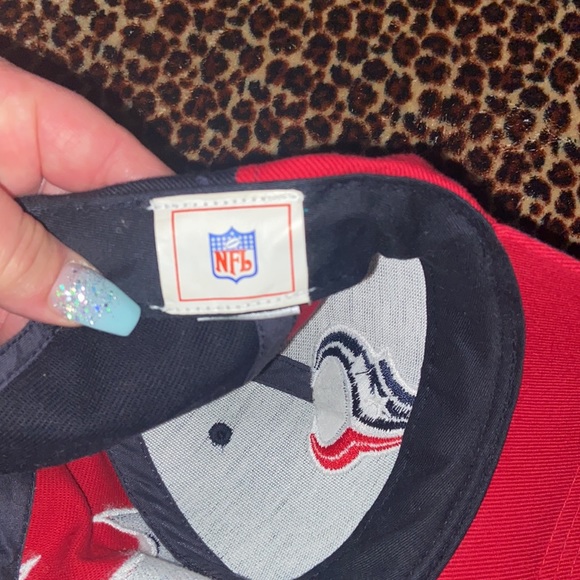 TEXANS football cap - Picture 6 of 7